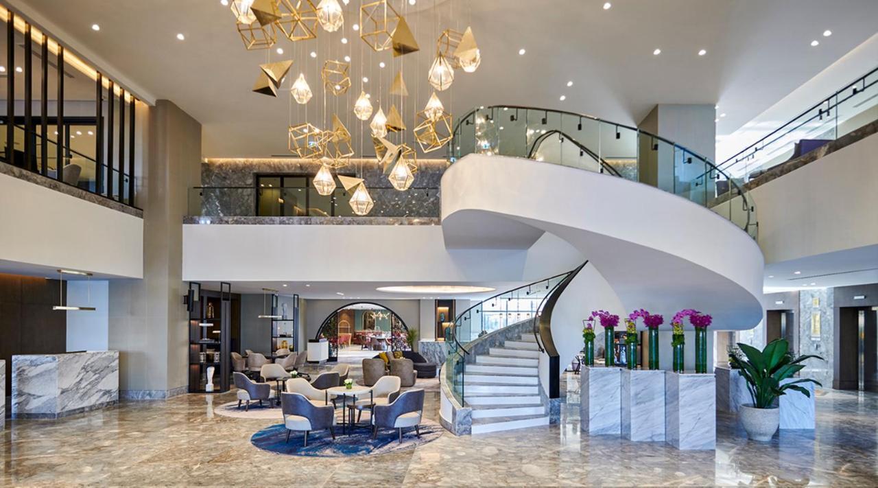 Crowne Plaza - West Cairo Arkan By Ihg 6th of October City Exterior foto The lobby of the hotel